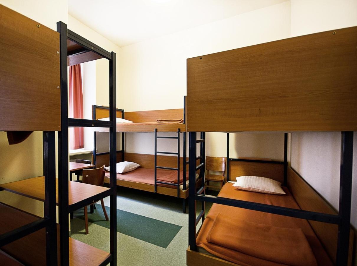 Schronisko Na Wyspie Hostel Вроцлав Стая снимка